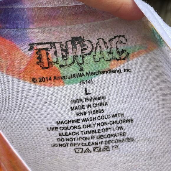 Tupac Amaru T-Shirt Awa Merch 2014 Men's size Large - Picture 9 of 9